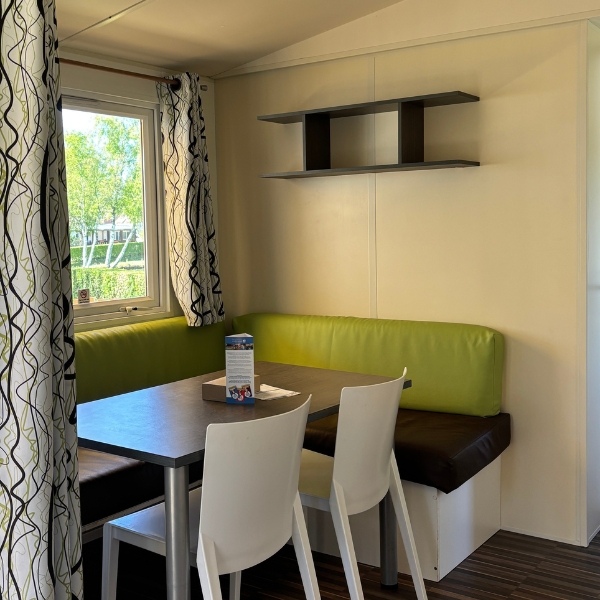 salon mobil-home 2 chambres
